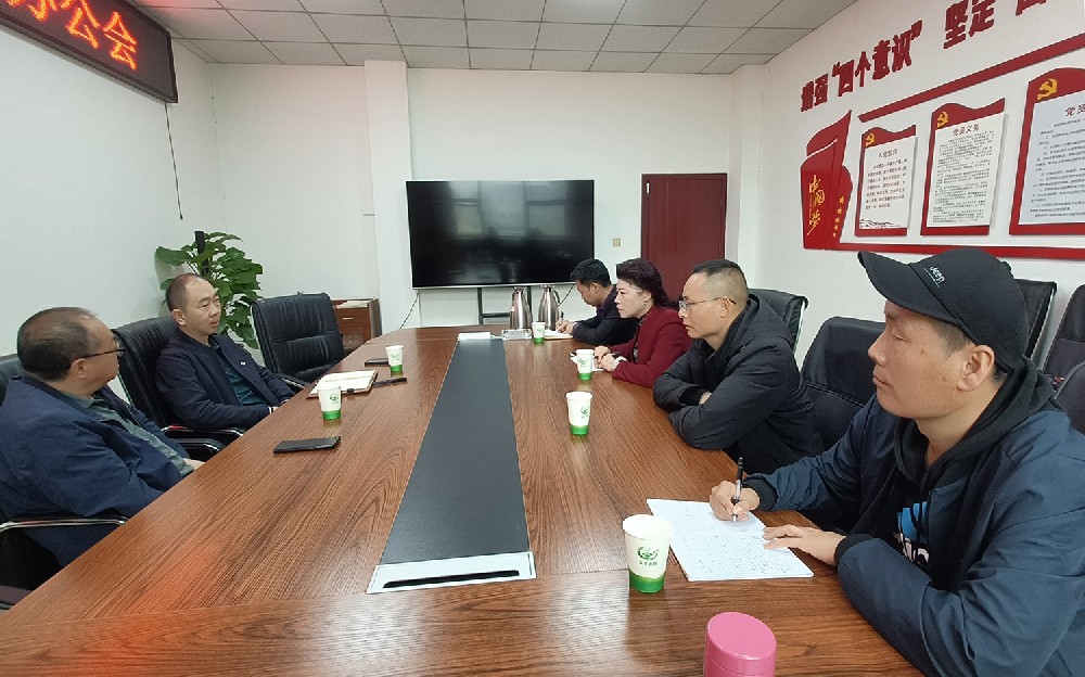 郑蓉总经理与盐亭农旅公司杨光伟董事长座谈交流
